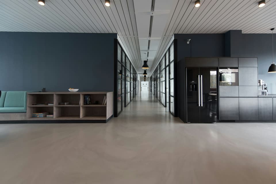 Commercial renovation and finish-out architecture